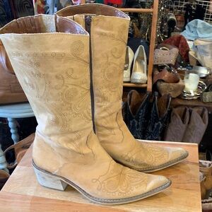 Tan Embroidered Western Boots with Zippers
